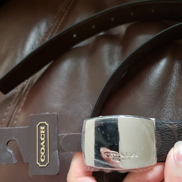 Coach Men's Adjustable Belt - Picture 4 of 6